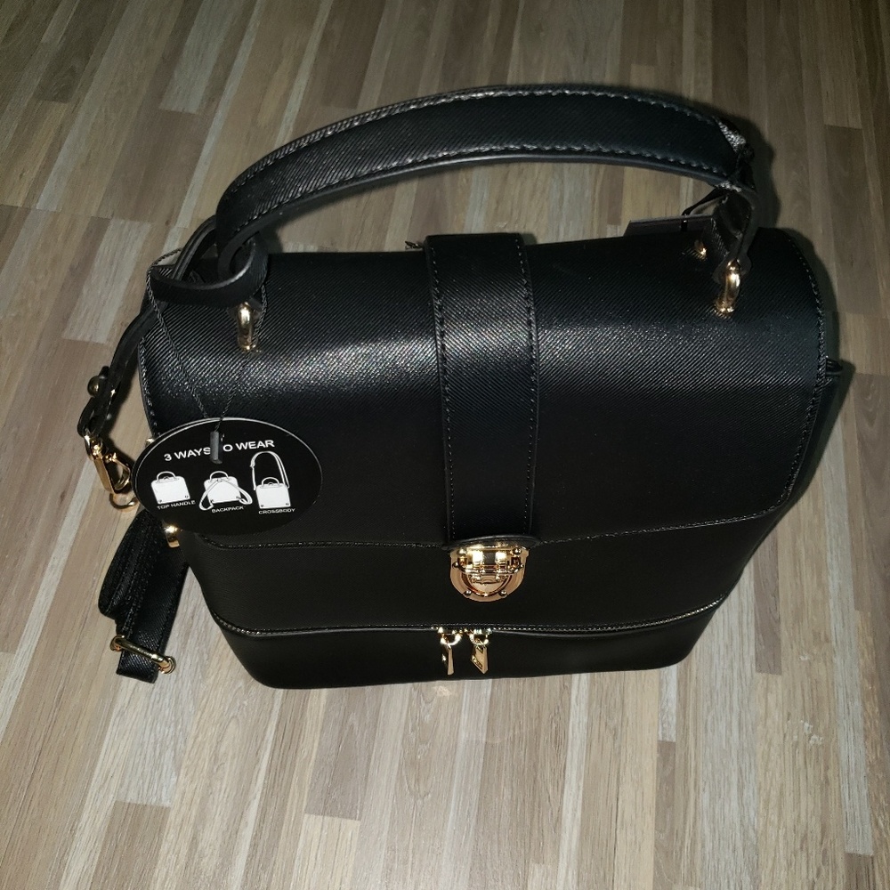 Backpack - Picture 4 of 5